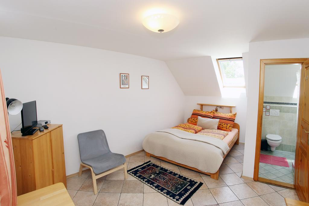 Family Hotell Domažlice Eksteriør bilde