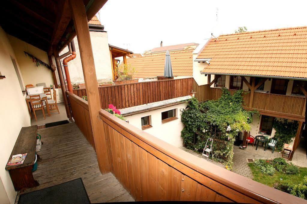Family Hotell Domažlice Eksteriør bilde